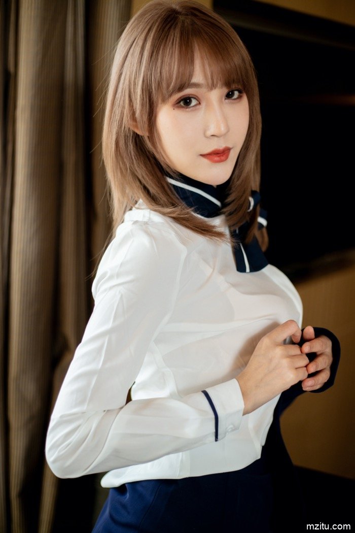 总裁的娇俏秘书周慕汐，满足了男人对秘书的所有幻想