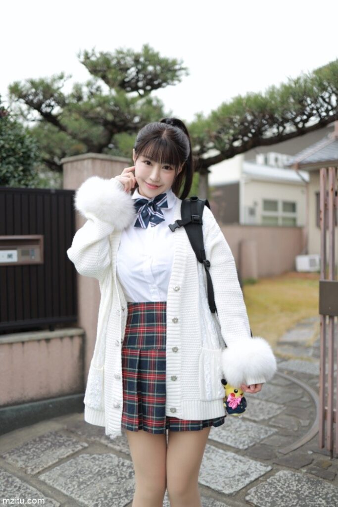 甜美小姐姐朱可儿：下课后来一场尾随的约会-师姐图集