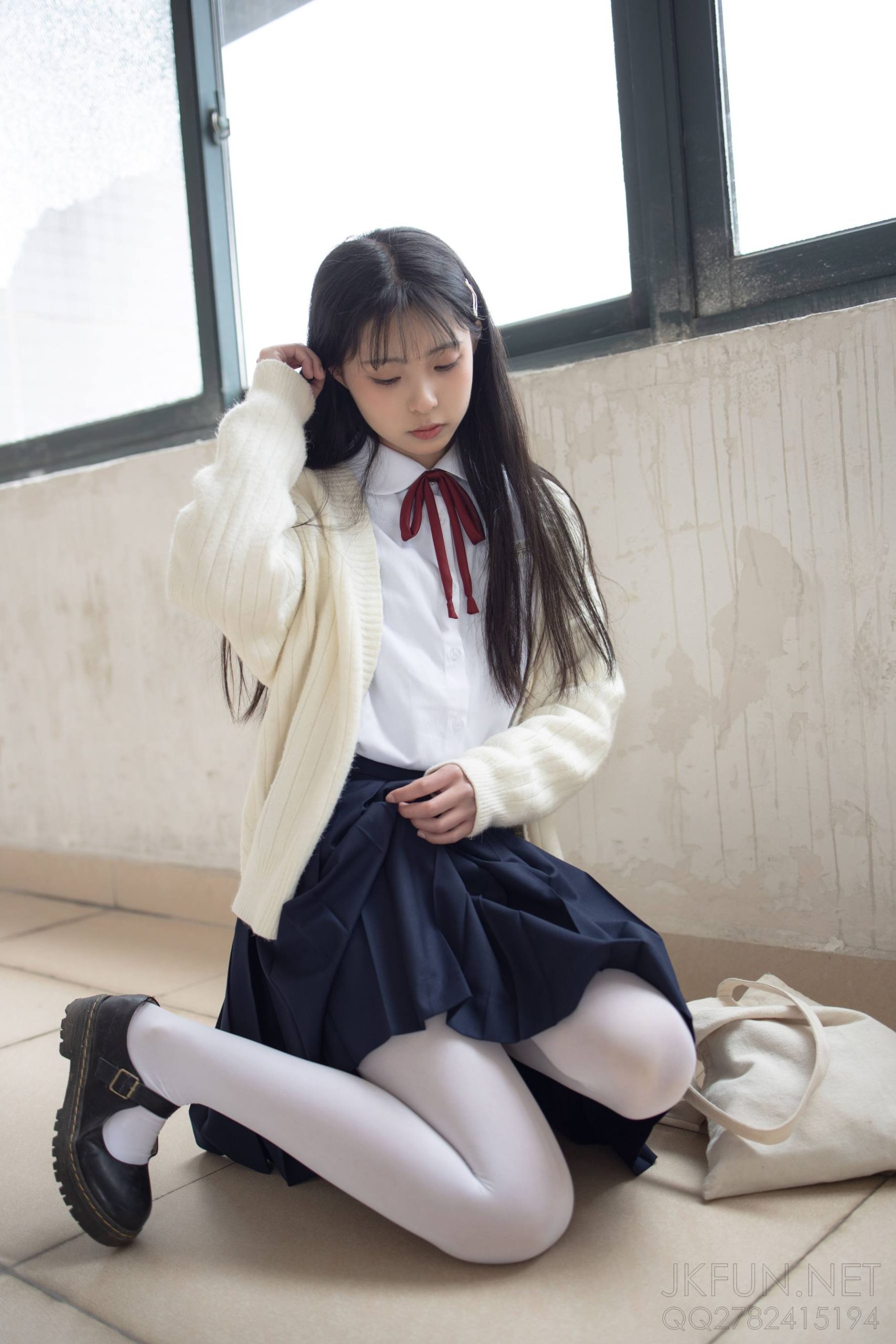 图片[3]-甜美可人的白丝姑娘【127P】20011-师姐图集