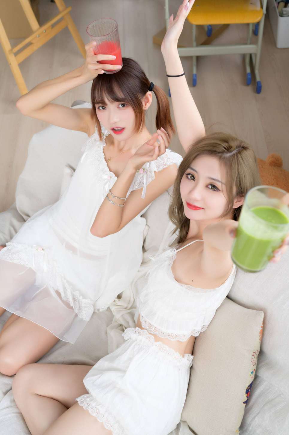 图片[3]-【免费】弹尤克里里的双马尾齐刘海女孩【35P】20024-师姐图集