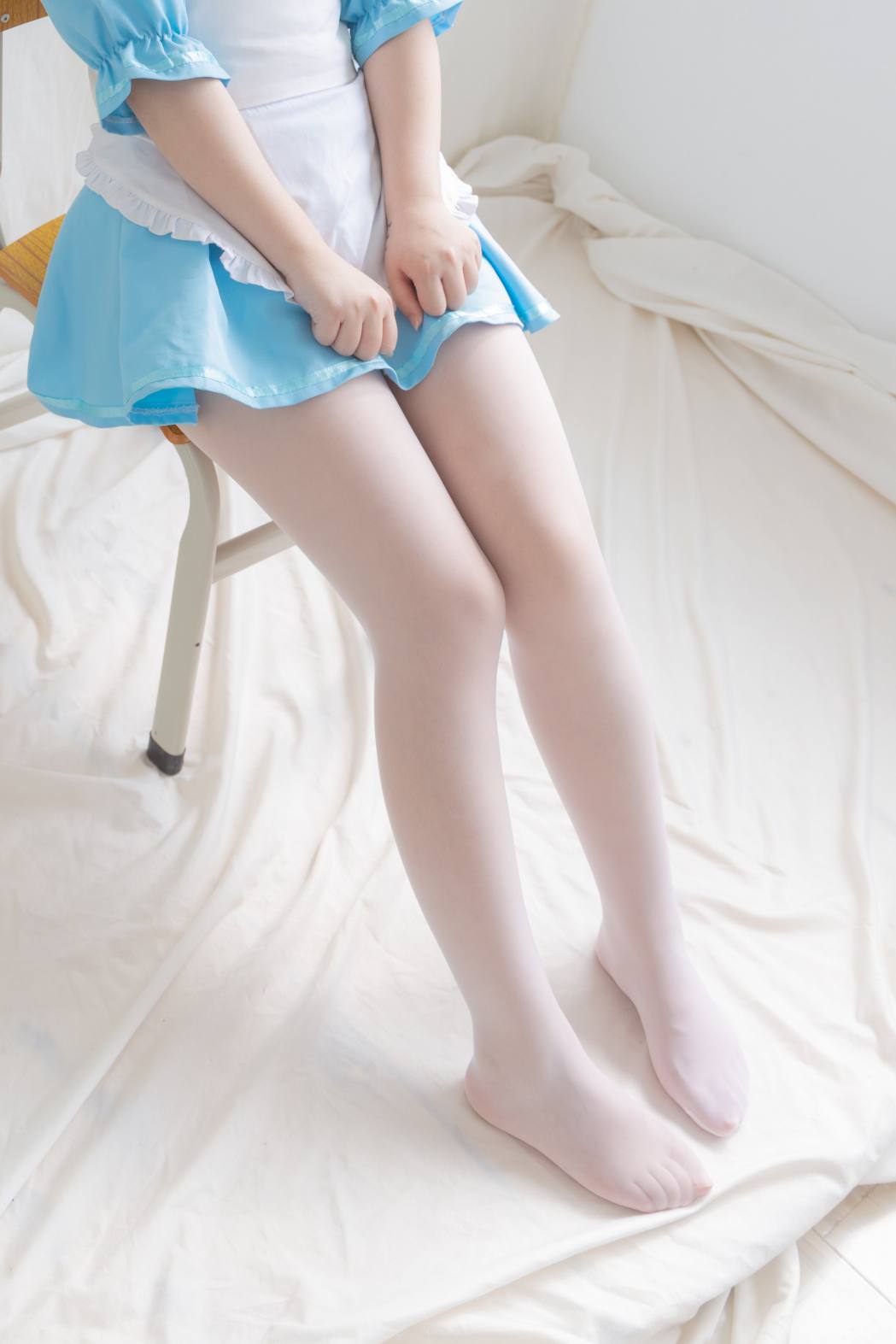 图片[5]-女仆装白丝女孩【43P】20014-师姐图集