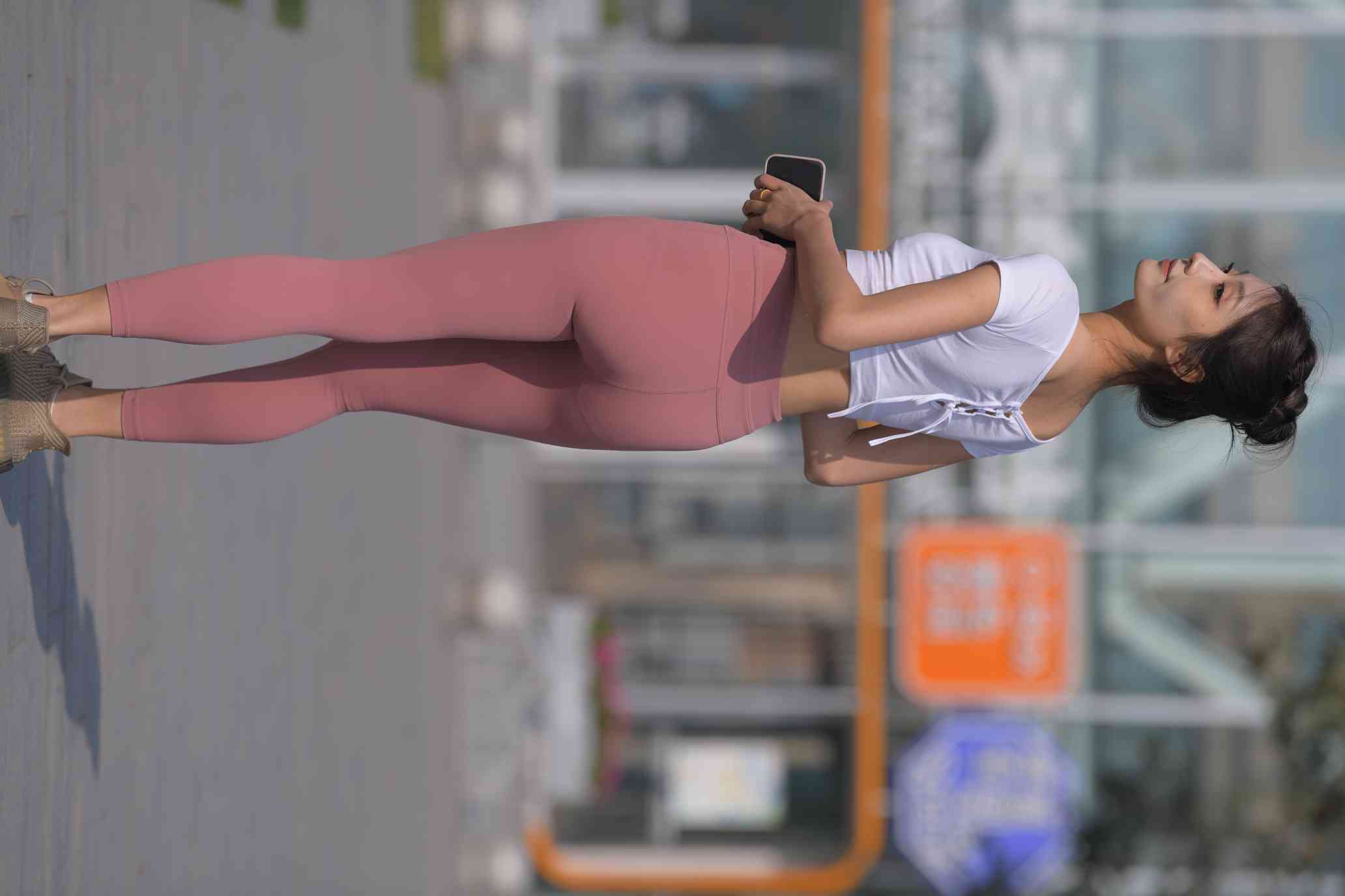 图片[2]-很漂亮的瑜伽裤女孩【419P】04013-师姐图集