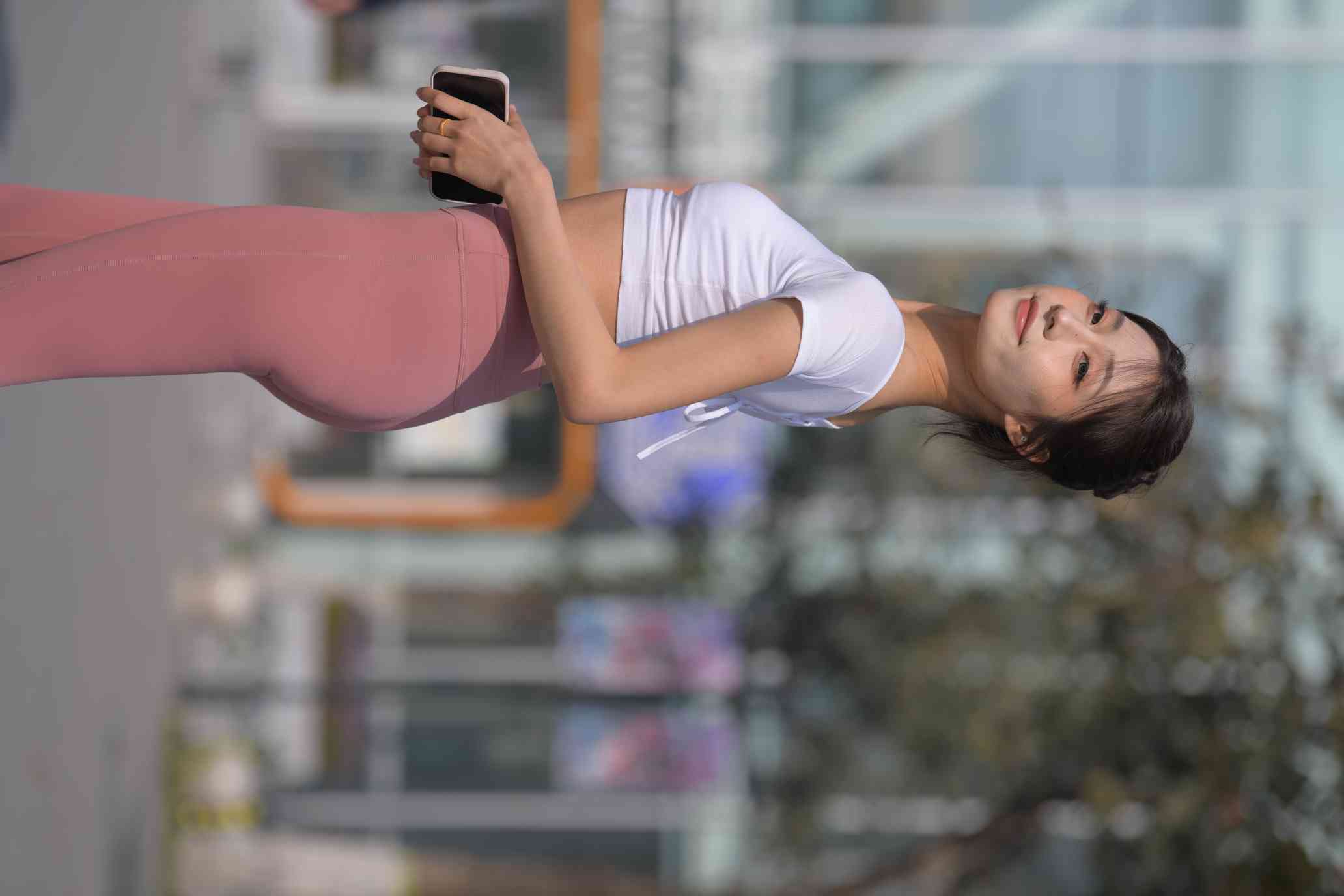 图片[5]-很漂亮的瑜伽裤女孩【419P】04013-师姐图集