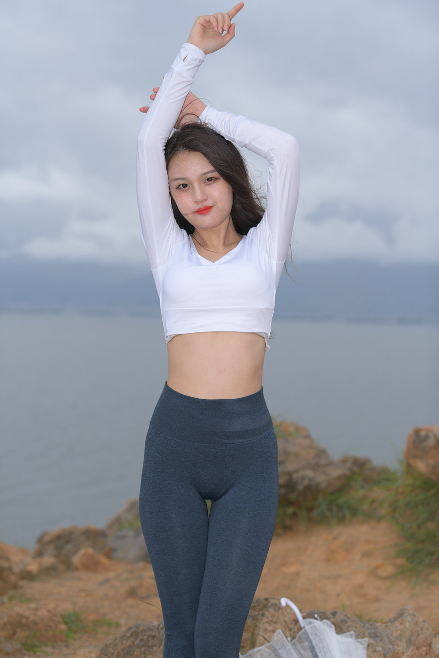 图片[2]-深蓝色瑜伽裤甜美女孩 J1320 514P2V-17.5GB-师姐图集