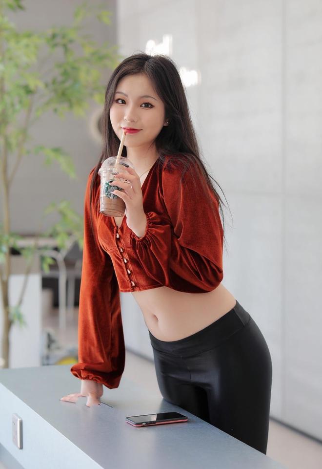 图片[3]-非常甜美的皮裤女孩 J1236 322P11V-16.4GB-师姐图集