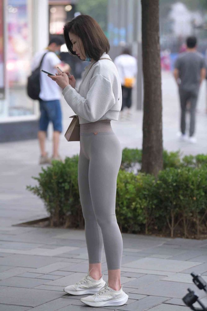 身材很好的短发瑜伽裤姑娘【157P】04015-师姐图集