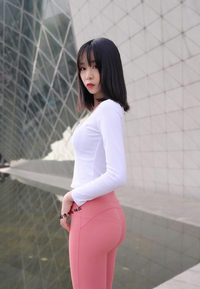 图片[4]-粉色瑜伽裤年轻女孩 J1311 417P17V-14.9GB-师姐图集