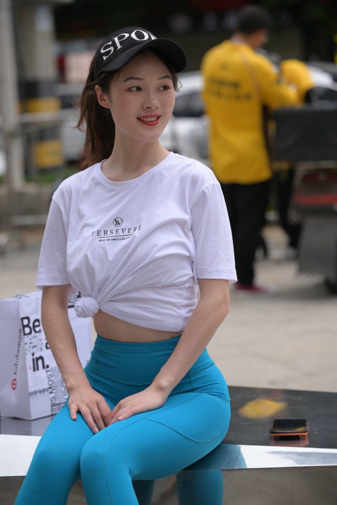 图片[2]-蓝色瑜伽裤阳光女孩J2095 611P1V-21.8GB-师姐图集