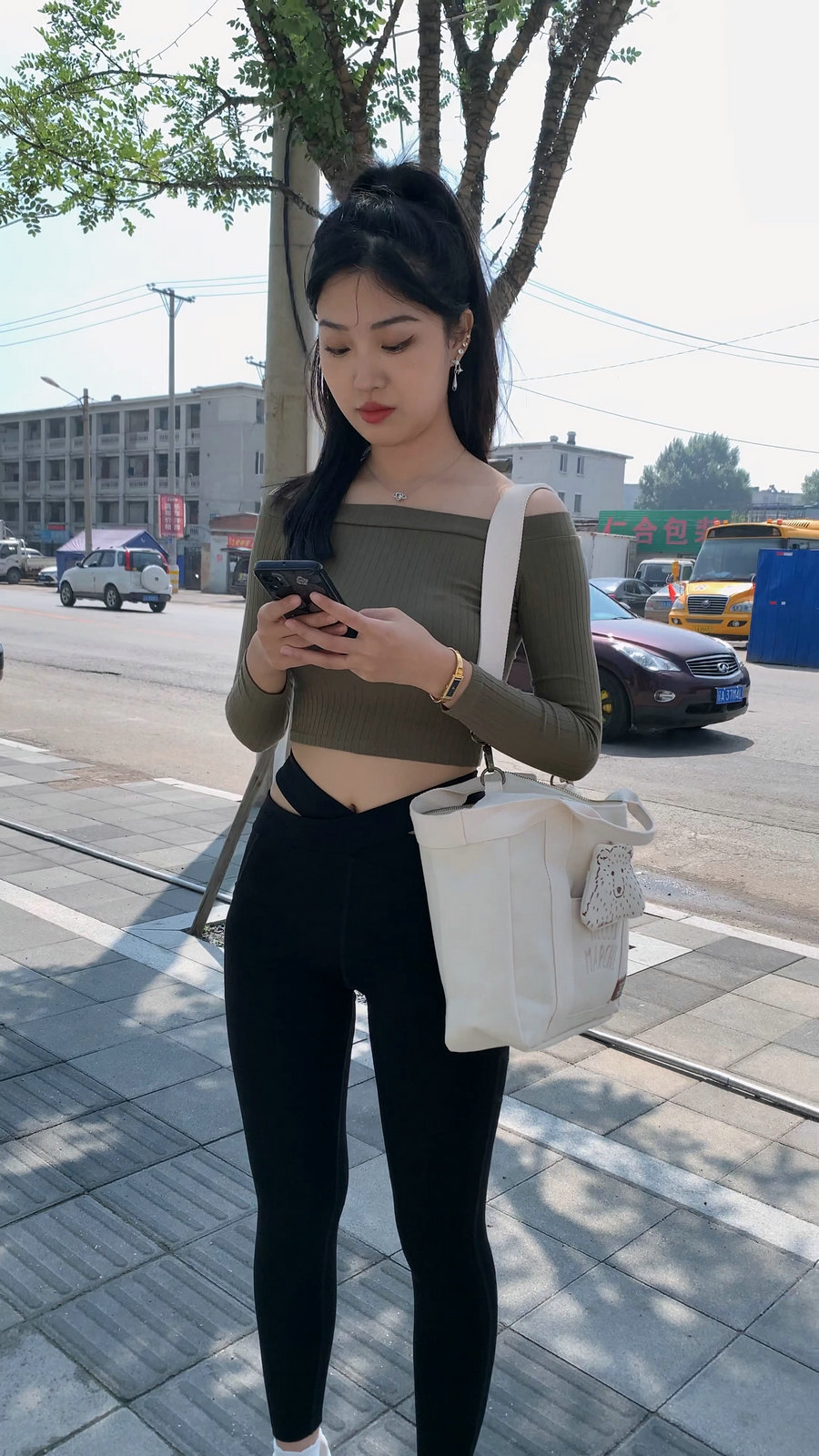 图片[1]-刚刚健身结束的高马尾瑜伽裤女孩J4111 MP4-8.97GB-师姐图集