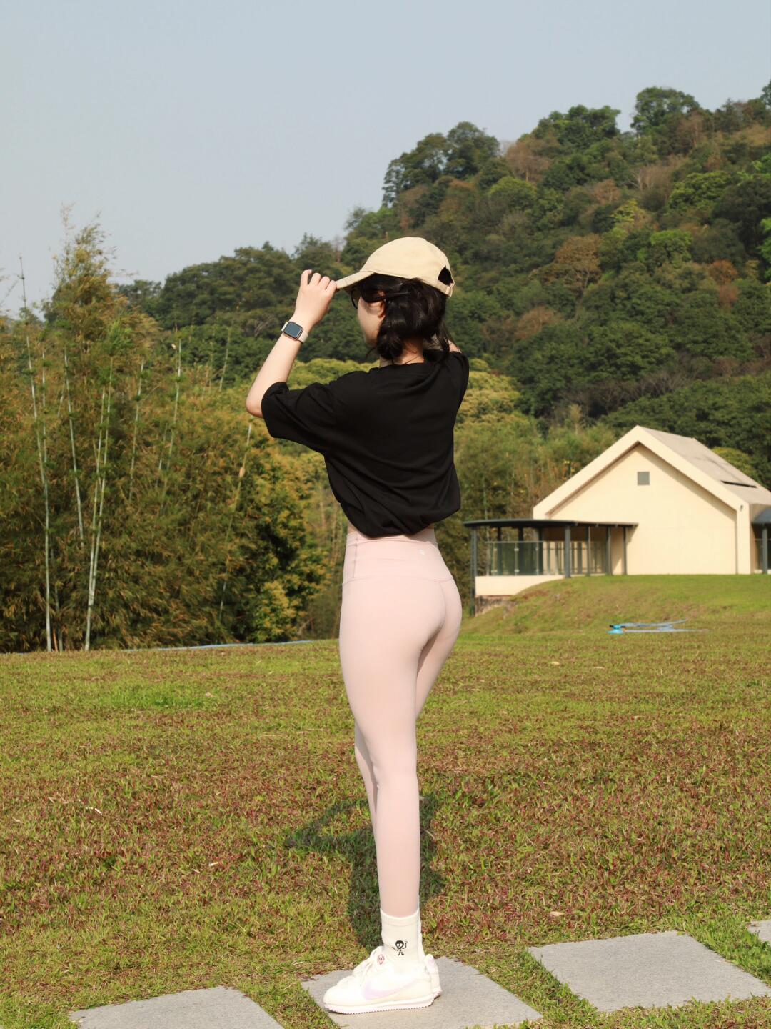 图片[2]-喜欢瑜伽的阳光快乐女孩【135P】04042-师姐图集