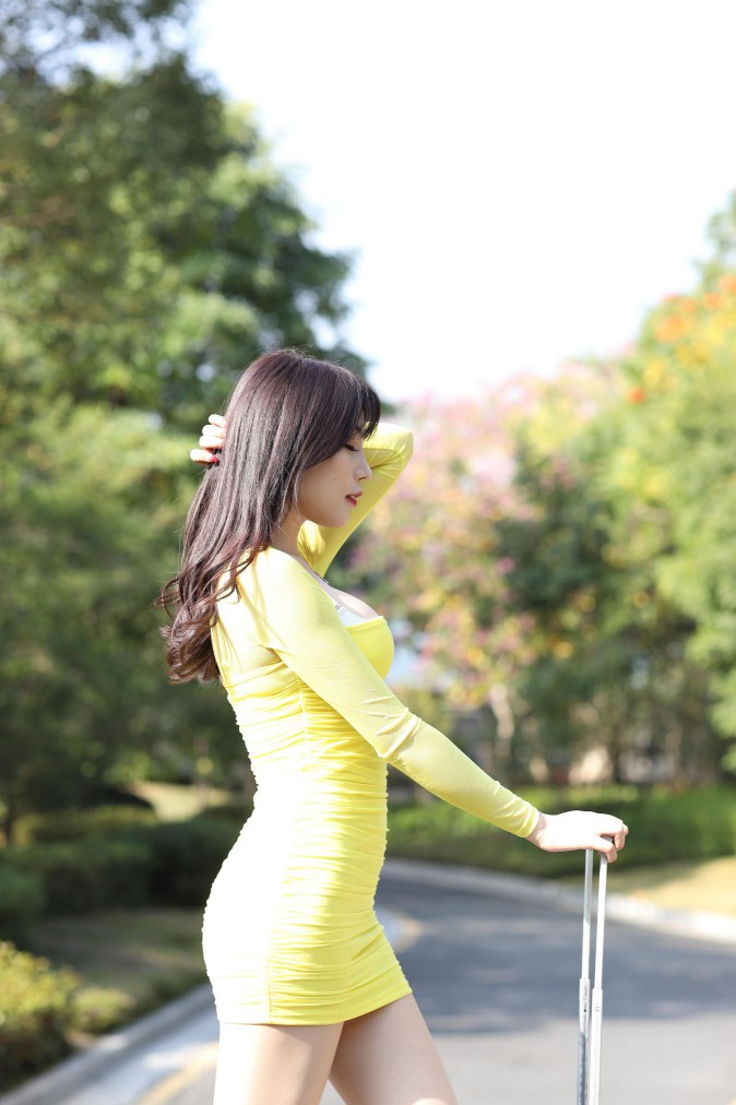 图片[6]-穿紧身裙的美丽姑娘要出去旅行了【419P】00046-师姐图集