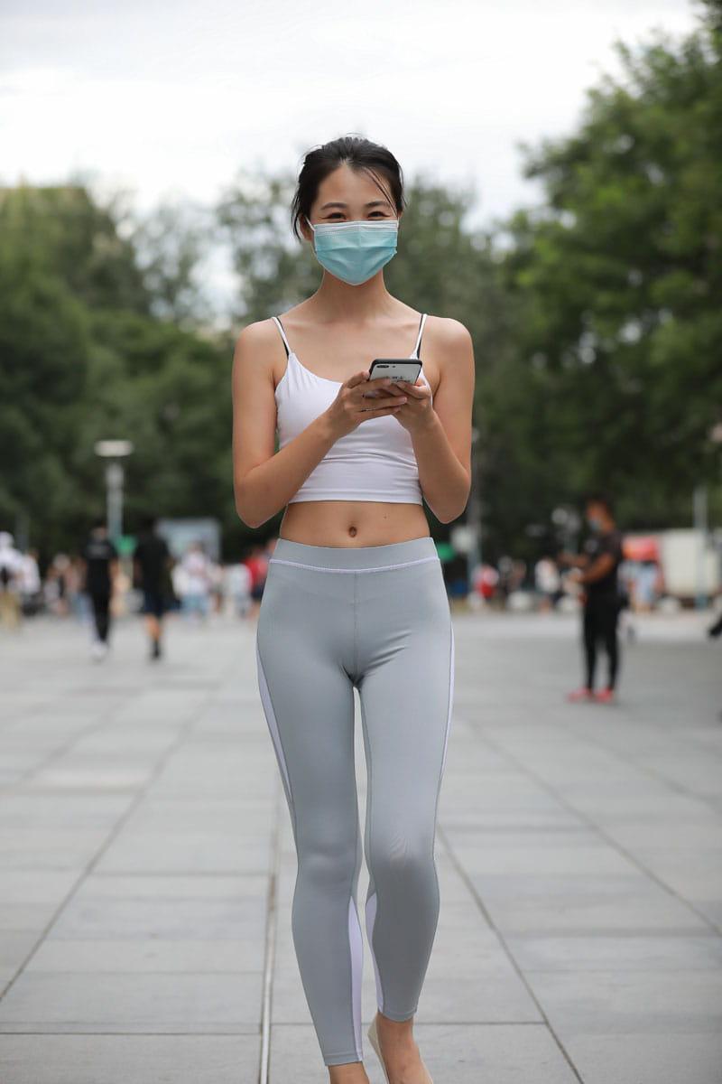 图片[4]-灰色瑜伽裤姑娘笑容超甜 J5074 180P2V-2.15GB-师姐图集