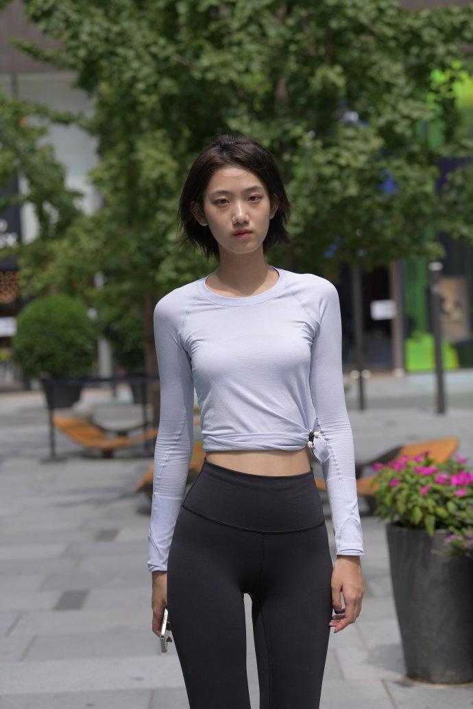 图片[1]-短发长腿的女生J2791 292P-5.71GB-师姐图集