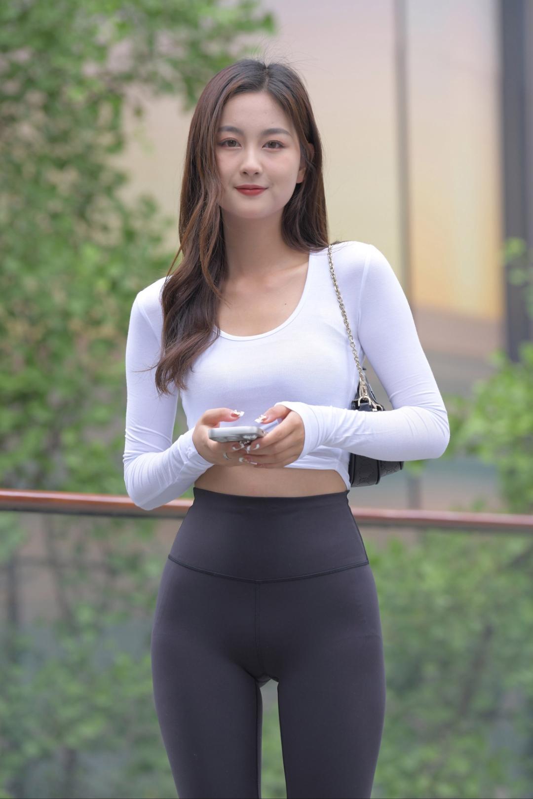 图片[1]-J5135 650P1V-24.2GB-师姐图集