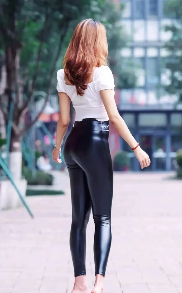 图片[4]-紧身皮裤时尚女人 J1940 605P1V-23.8GB-师姐图集