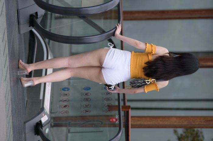 高腰白色短裤的漂亮女孩【767P】00065-师姐图集