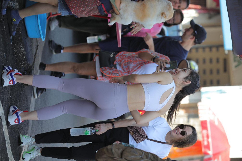 图片[4]-逛商场买东西的瑜伽裤老师【666P】00012-师姐图集