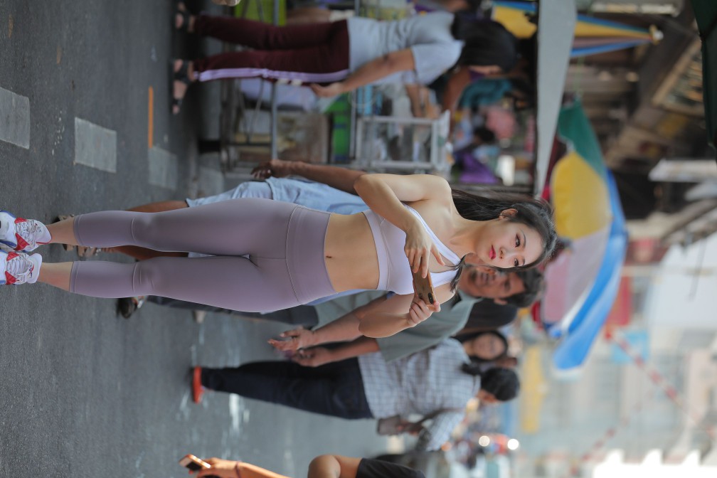 图片[4]-逛街的马尾辫瑜伽老师【556P】00016-师姐图集