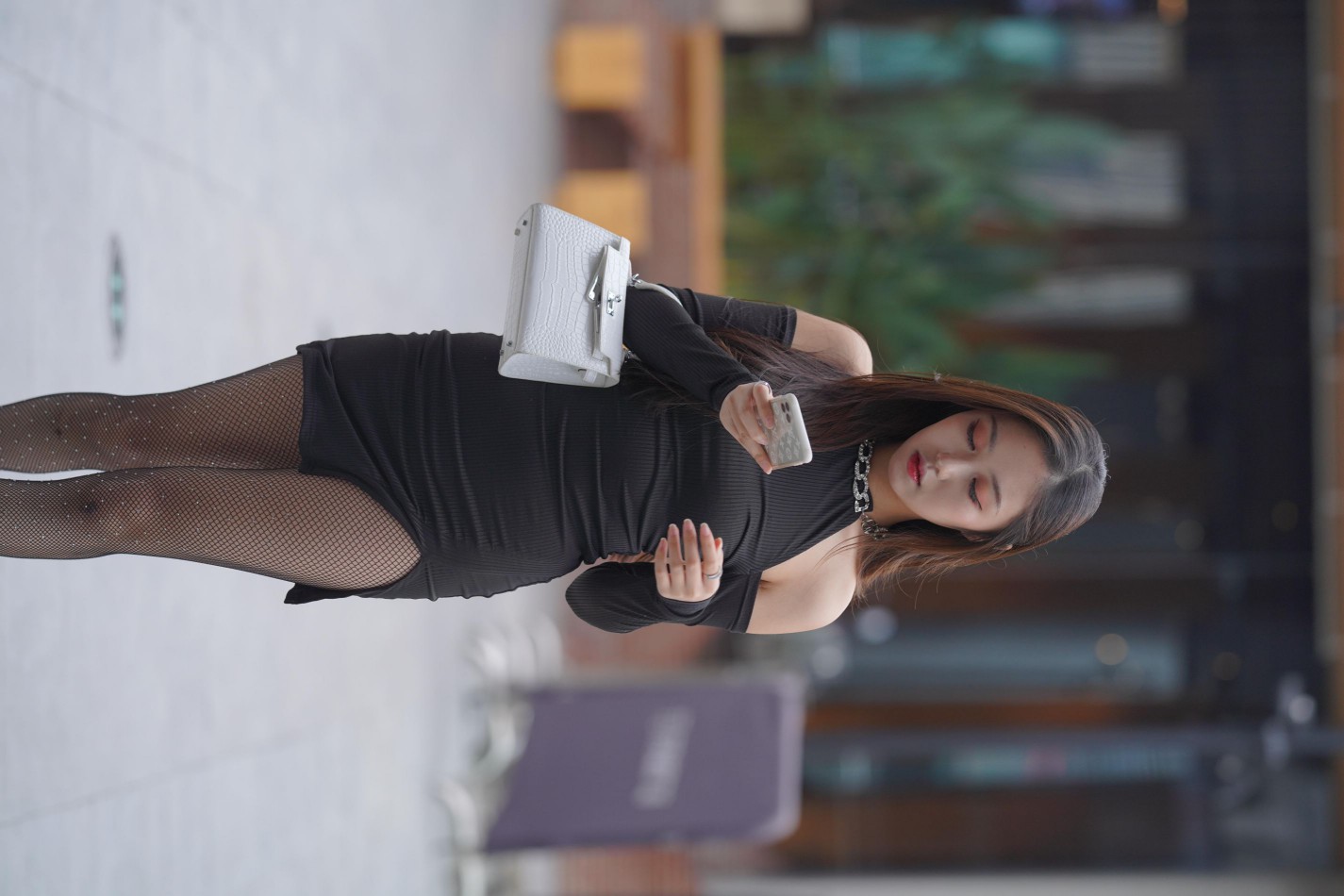 图片[3]-非常妩媚的网格丝袜女孩【186P】00037-师姐图集