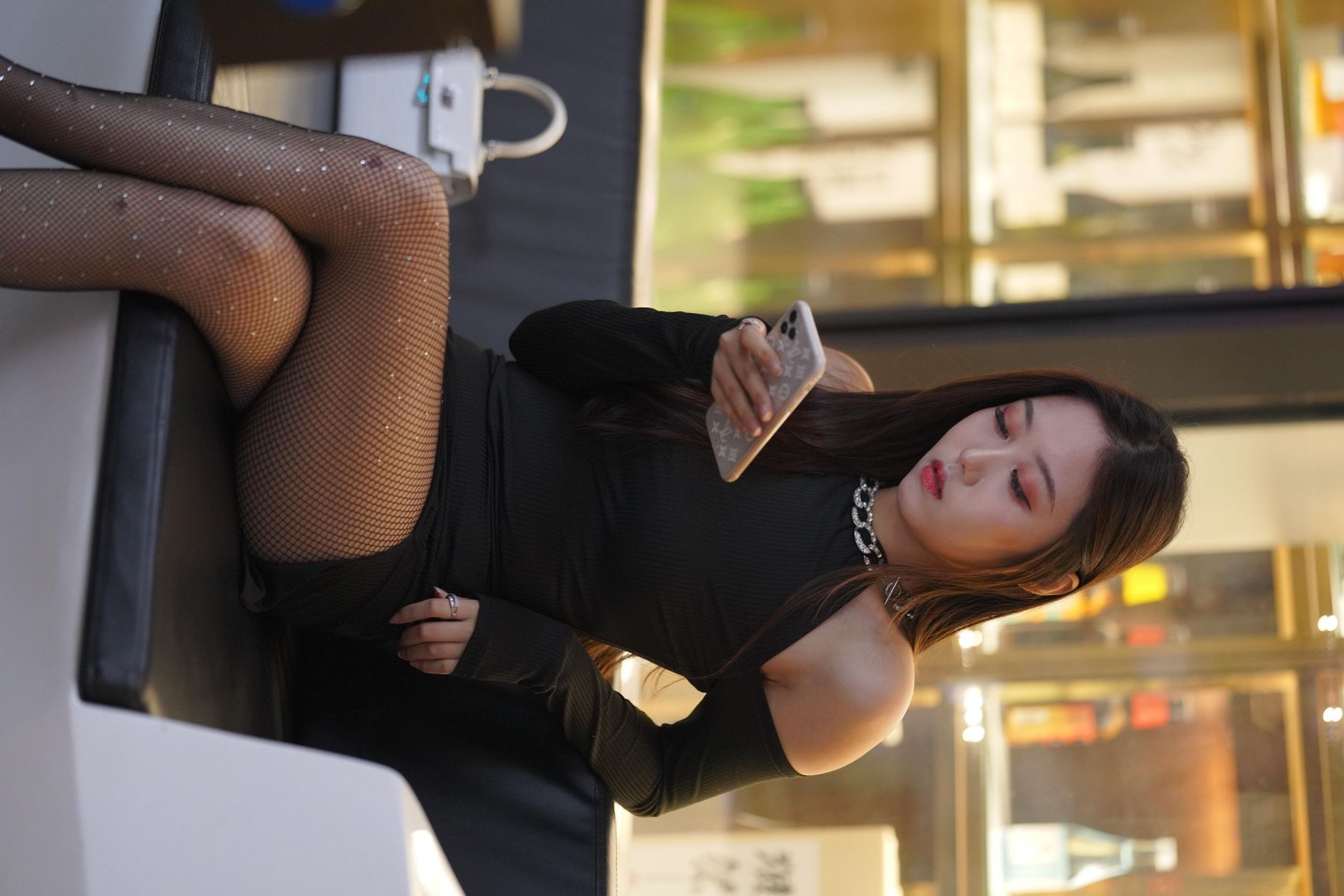 图片[5]-非常妩媚的网格丝袜女孩【186P】00037-师姐图集