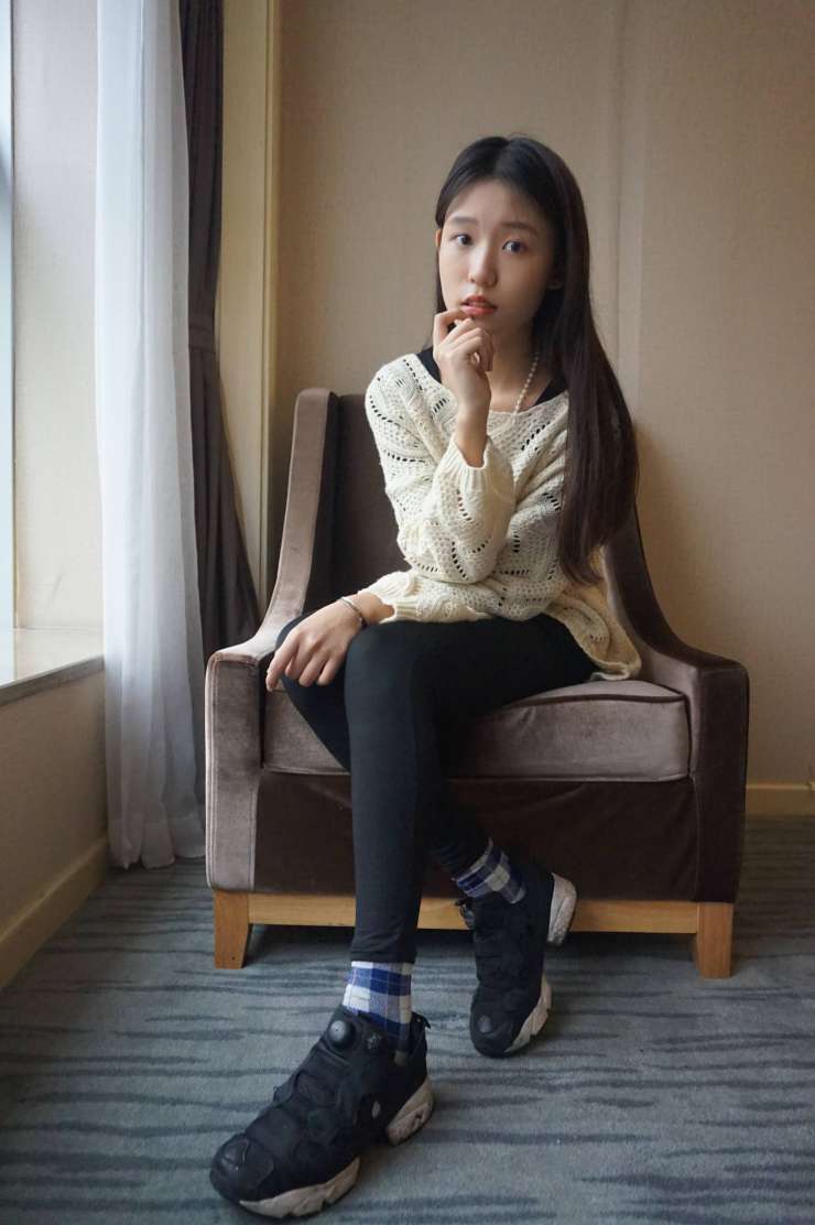 图片[2]-眼神很清澈的赤脚女孩【59P】20020-师姐图集