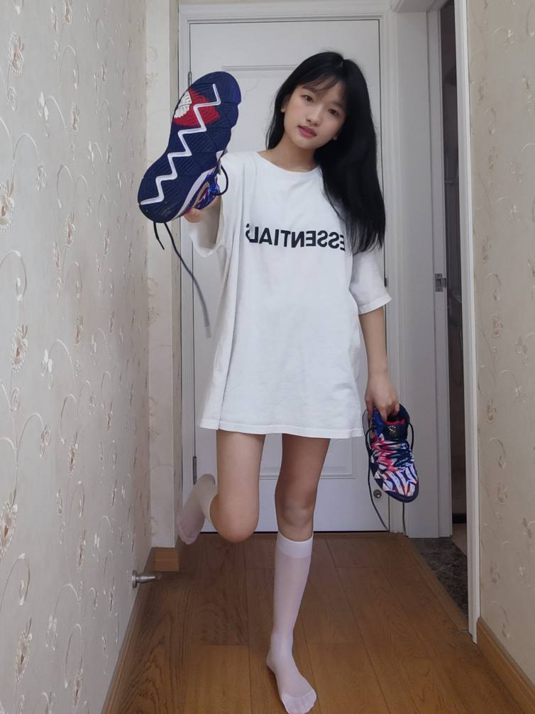 图片[5]-调皮的白袜女孩【149P】20017-师姐图集