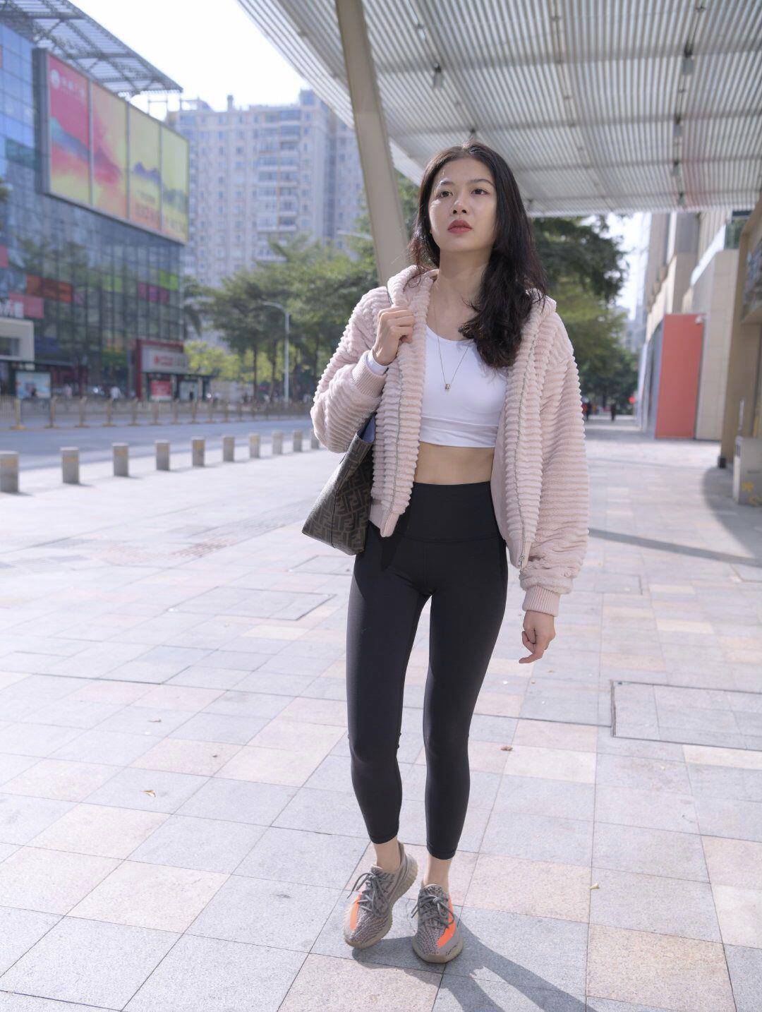 图片[3]-逛街的紧身瑜伽裤女孩 J1455 411P2V-26.6GB-师姐图集