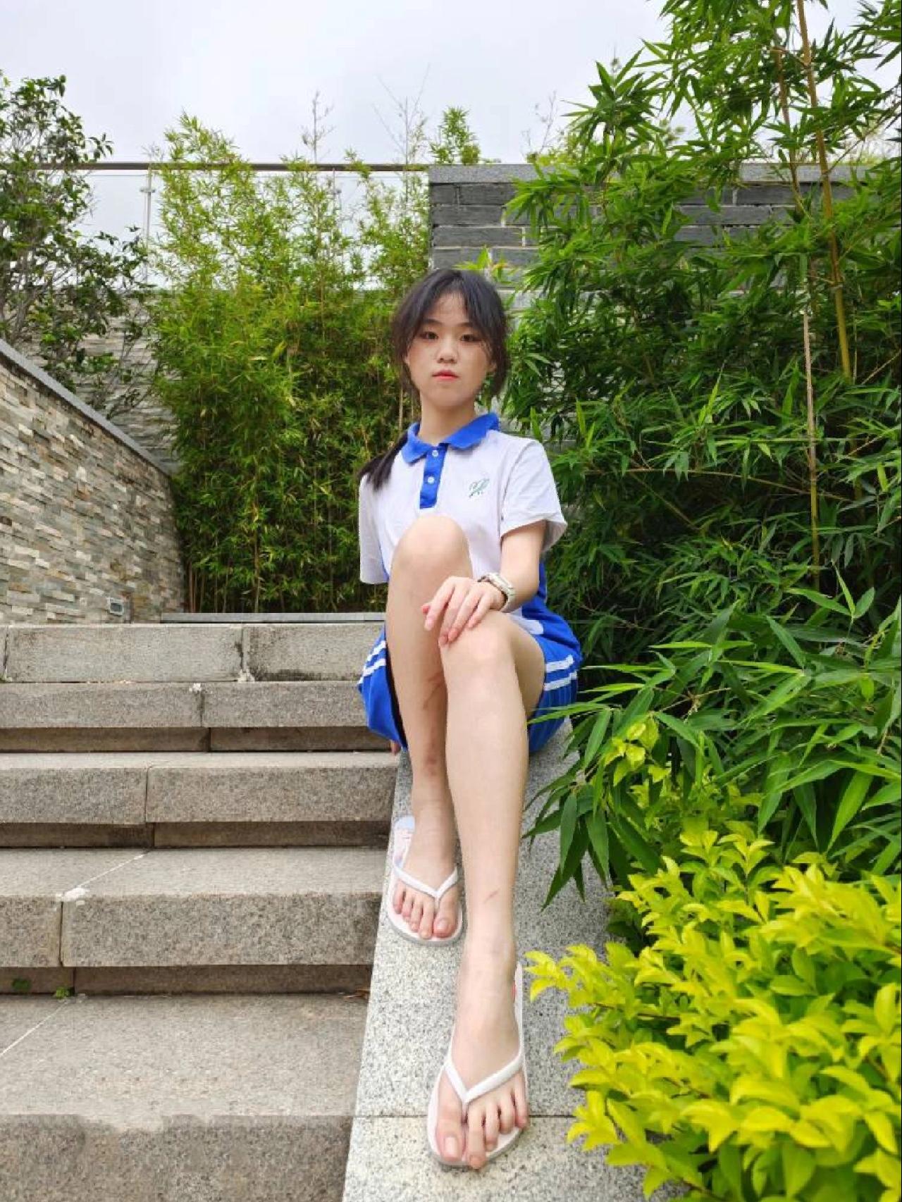 图片[4]-穿校服非常清纯的小姑娘【49P】20003-师姐图集