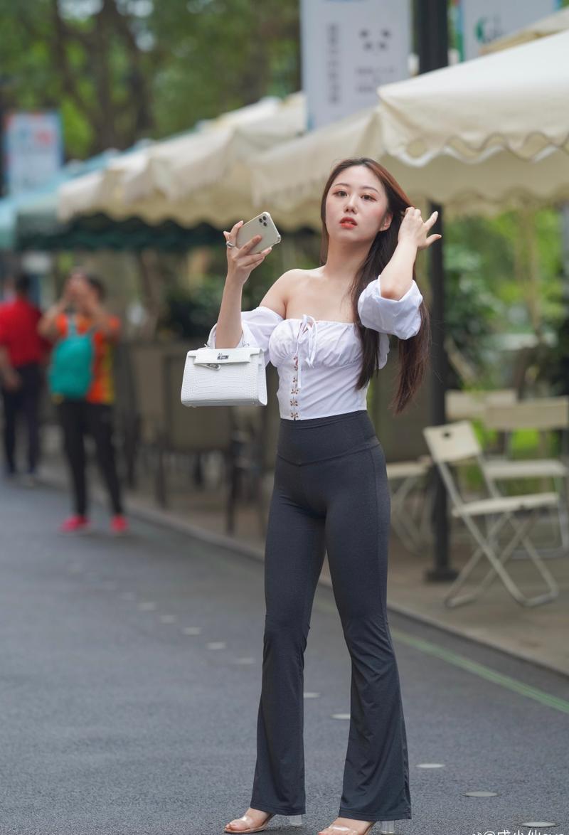 图片[2]-身材非常哇塞的瑜伽裤女孩  J1333 521P6V-21.6GB-师姐图集