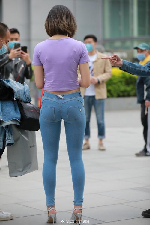 图片[4]-爱笑的短发紧身牛仔裤姑娘J1911 114P12V-7.29GB-师姐图集