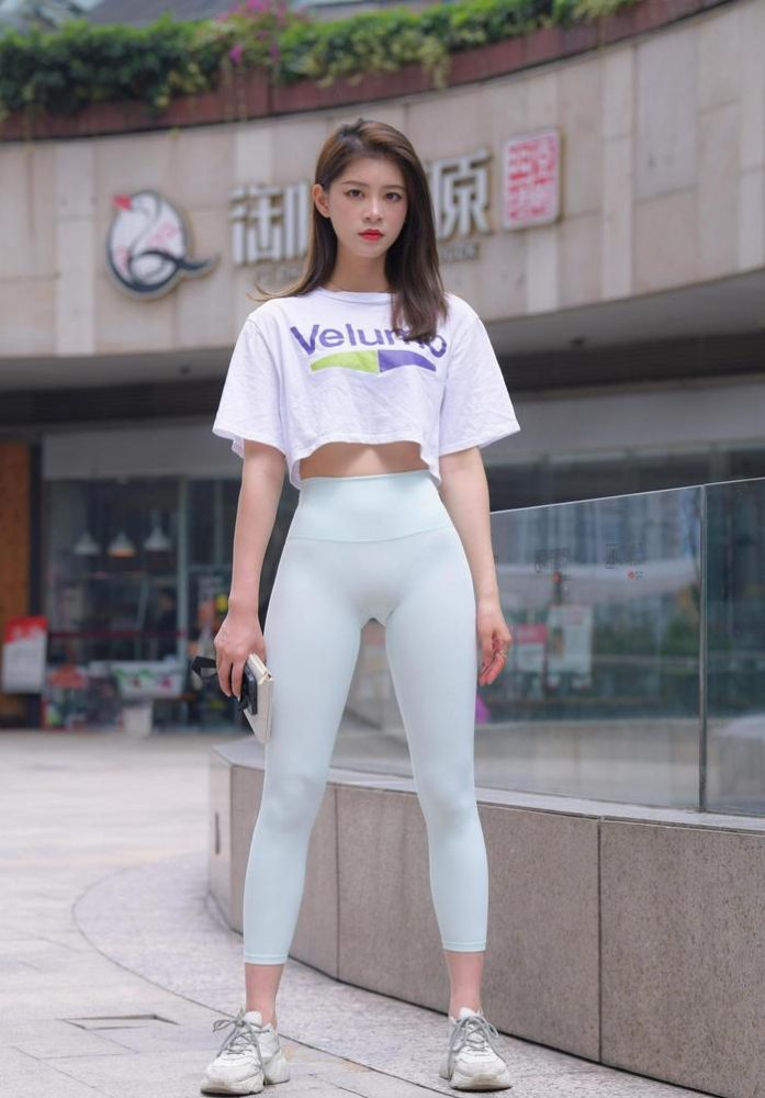 这个瑜伽裤女孩真的很漂亮 J1960 815P1V-28.9GB-师姐图集