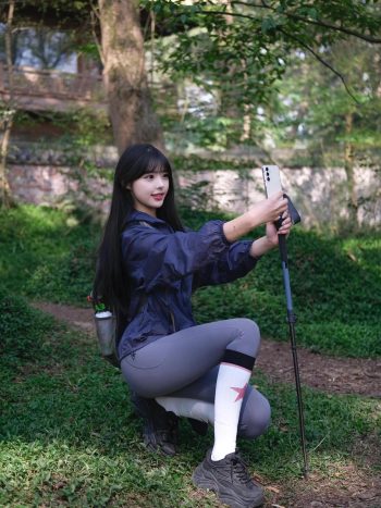 图片[4]-爱爬山的瑜伽裤MM，太甜美了！~-师姐图集